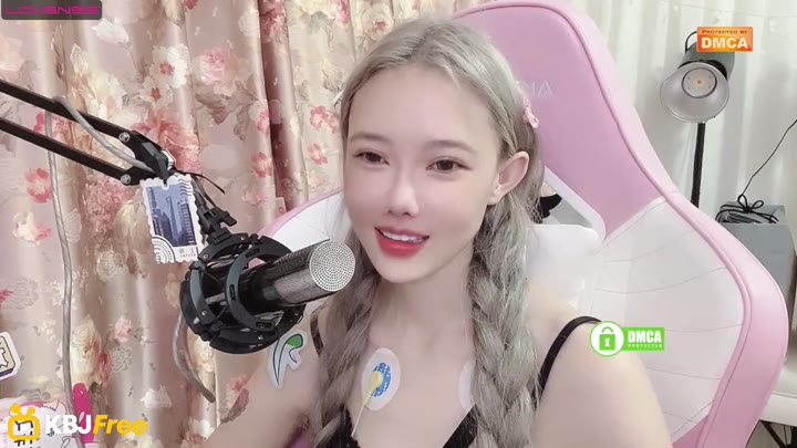 Watch danceCoCo 2023 08 01 13 46 50