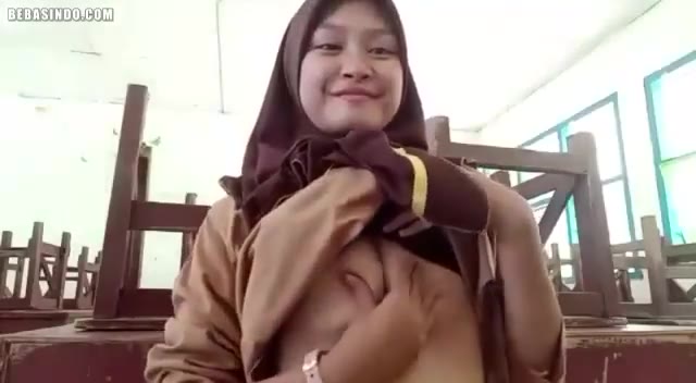 Watch Bokep Indo Viral Abg Pramuka Hijab Remas Susu