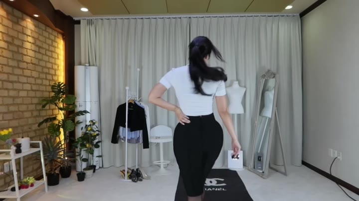 Watch 이사요

Korean BJ 079: Office Work Outfit Wear