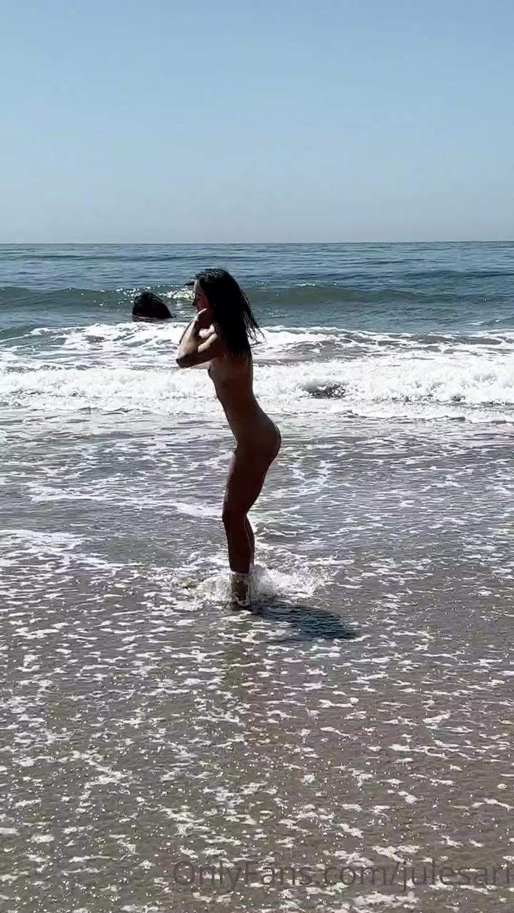 Watch julesari Onlyfans leak video 12