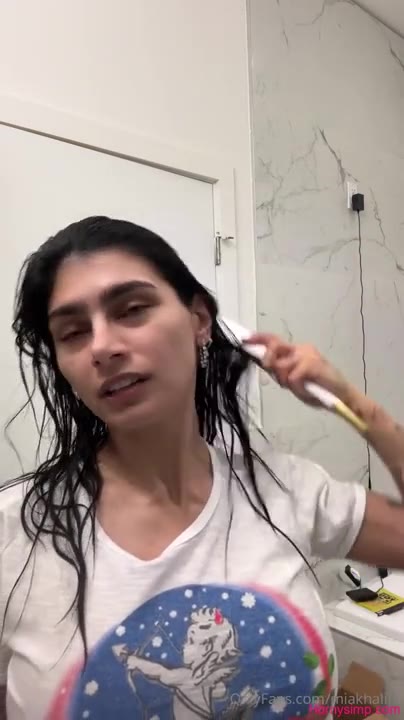 Watch Mia Khalifa Onlyfans Bare Boobs 40Mins Shower Live