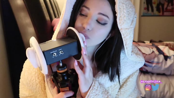 Watch Jinx ASMR Ear Eating & Mouth Sounds Patreon Video