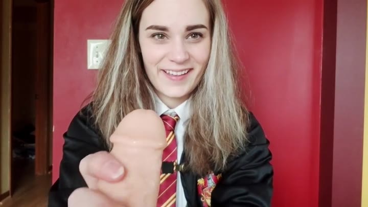 Watch Hermione First Handjob Cosplay Porn Video