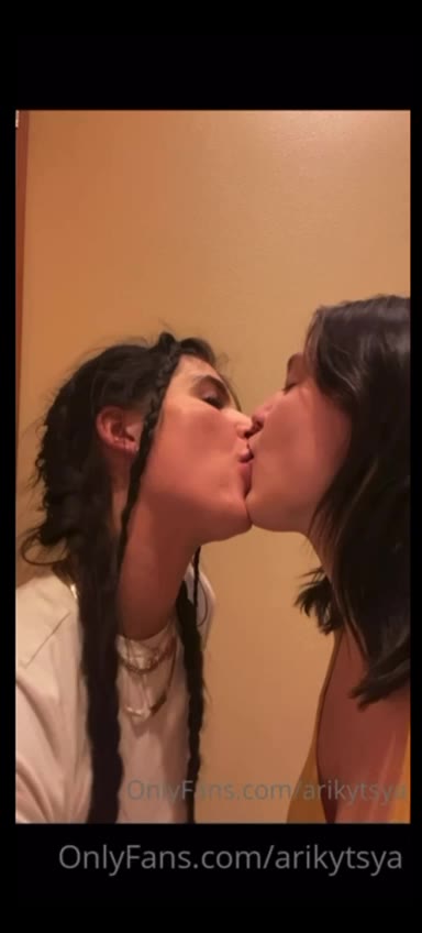 Watch Arikytsya leaked onlyfans Lesbian Sextape