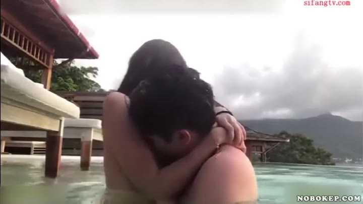 Watch Bokep Pacar Chindo Dientot saat Liburan di Pantai