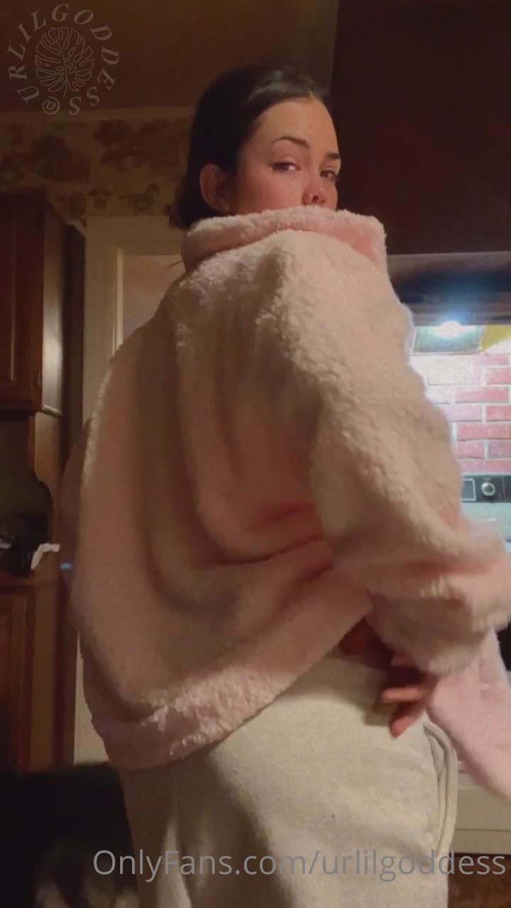 Watch UrLilGoddess Onlyfans Leaked Video 1
