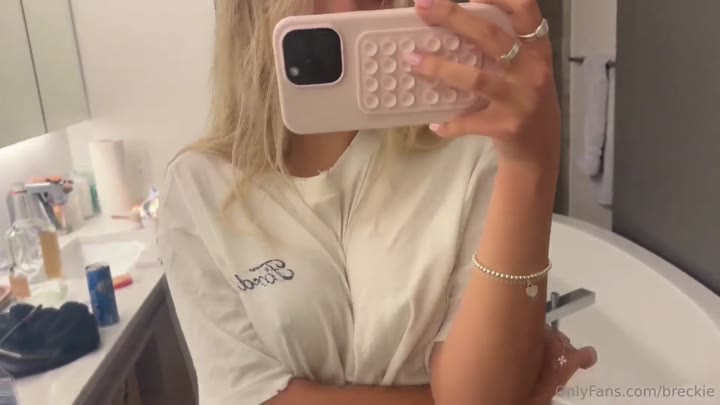 Watch Breckie Hill Vegas Nipple Tease Onlyfans Leaked Video