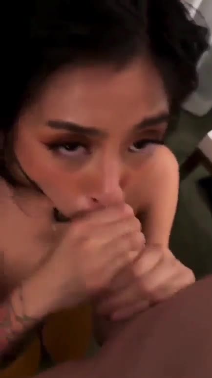 Watch Sexy Asian ABG Slut Sucks