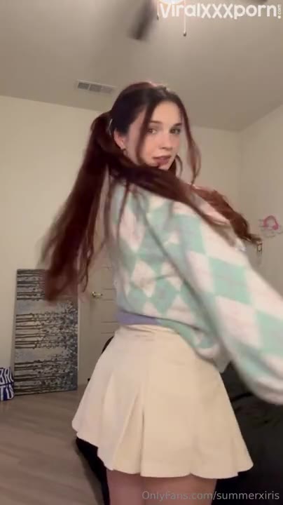 Watch Summerxiris Stripping and Teasing Curvy Body Onlyfans Video