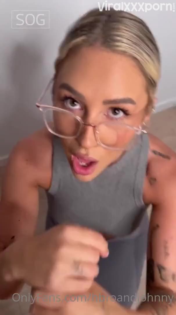 Watch Holly Brougham Glasses Sex Tape Video Leaked