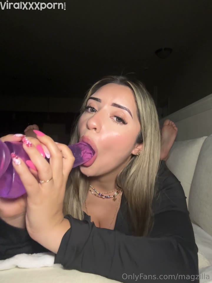Watch Magzilla Purple Dildo Blowjob Onlyfans Leaked Video