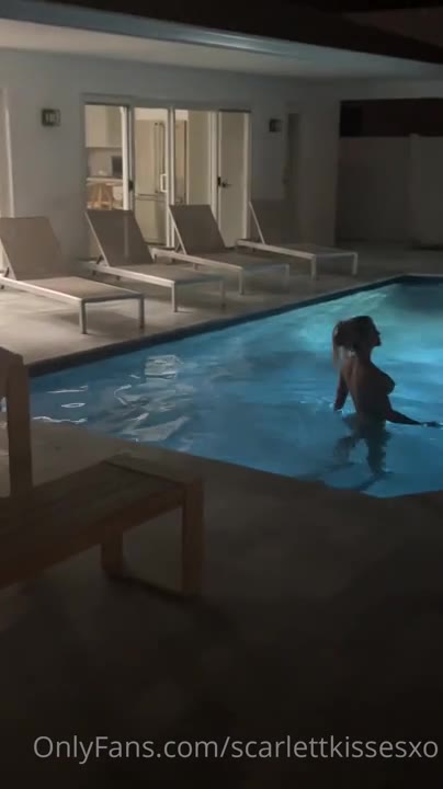 Watch ScarlettKissesXO Nude Poolside Sex Tape Video Leaked