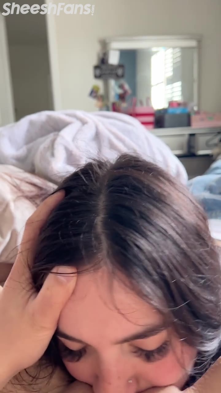 Watch Elissavictoria Eating Her Girlfriend Till Her Orgasm Leak Onlyfans Video