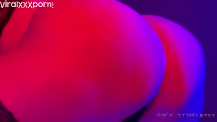 Watch Bishoujomom Curvy Goddess Teasing in Lingerie While Playing With Her Boobs in Bedroom on OnlyFans