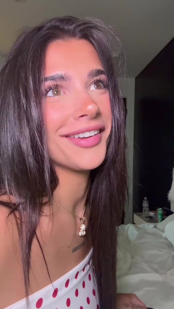 Watch Ari Kytsya – Clear Dildo Pussy Stretching