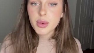 Alexia Rae OnlyFans Leaked – Puts On A Private Show For Her Boss