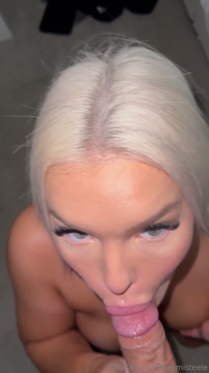 Watch Anna Huntt Sucks And Fucks That Cock