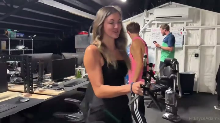 Watch Bryce Adams OnlyFans Leaked – Fucks Her Three Gym Buddies
