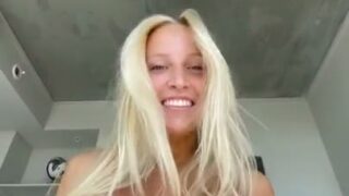 Lialynnx Ride Dick & Missionary Sex with Cumshot Onlyfans