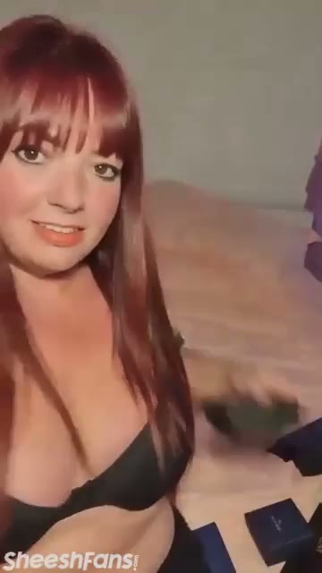 Watch Michelle Jolly British Babe Nude Boobs Teasing Leaked Onlyfans Video