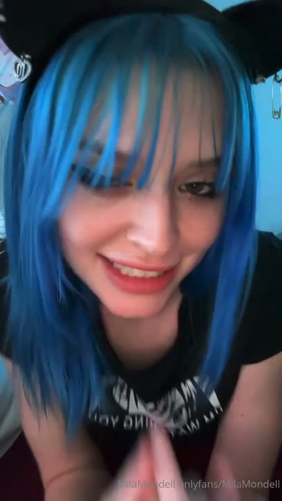 Watch Milamondell OnlyFans Leaked – Enjoys Two Cocks At Once