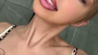 bellaa rosee7 Onlyfans Nude Shower Play