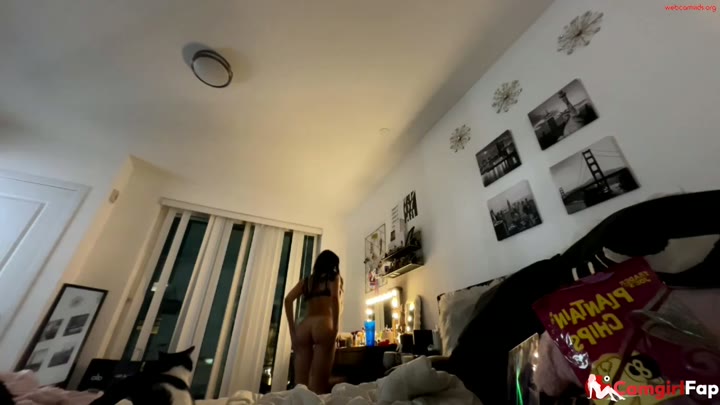 Watch theskyerae Chaturbate 18 Year Old Nude