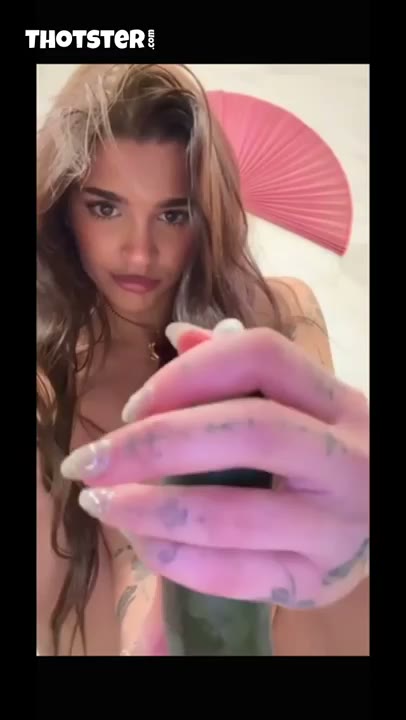 Watch Ari Kytsya Cucumber Pussy Fucking Porn