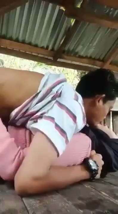 Watch Bokep Indo ABG Hijab Viral Pacaran Ngewe Di Gubuk