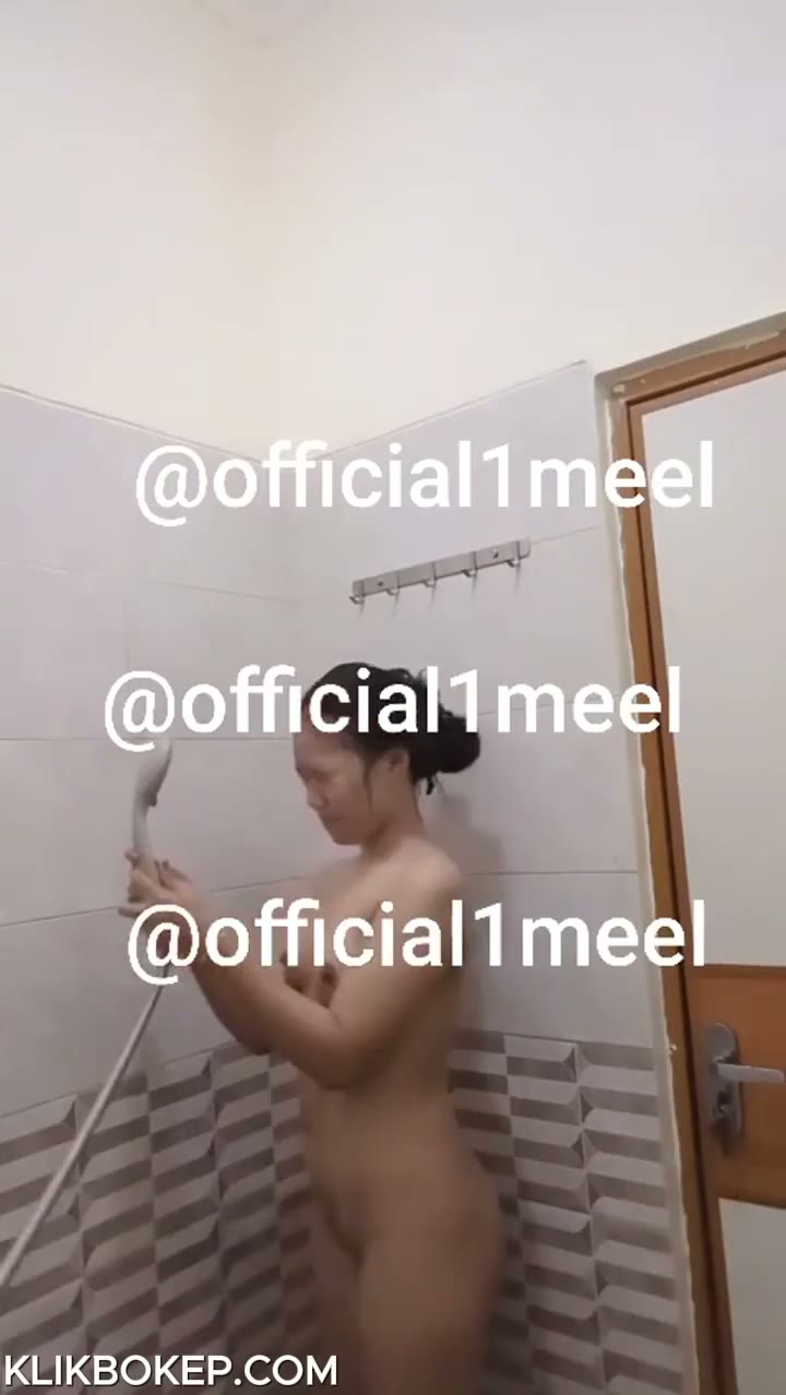 Watch Bokep Indo Miss Imel Hijab Cantik Mandi Bugil dan Bergoyang Sange