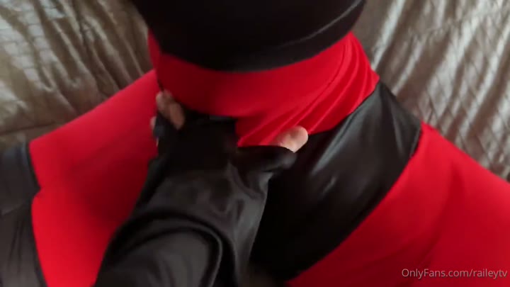 Watch Epic Fantasy girl Raileydiesel Nude leak