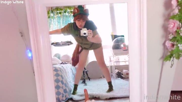Watch hoe Slim Indigowhite leaked pics