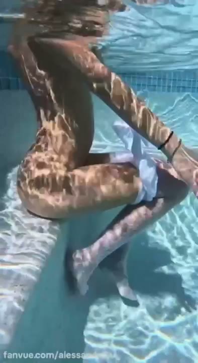 Watch Alessandra Liu Nude Teasing In The Pool
