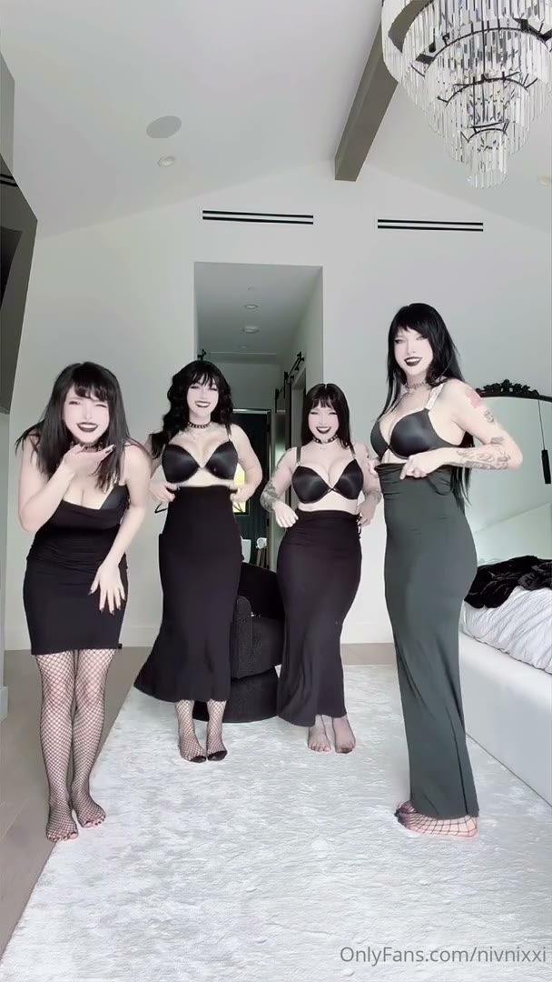 Watch Bellbo Baggins – Goth Nixxi and Friends striptease and shake their asses