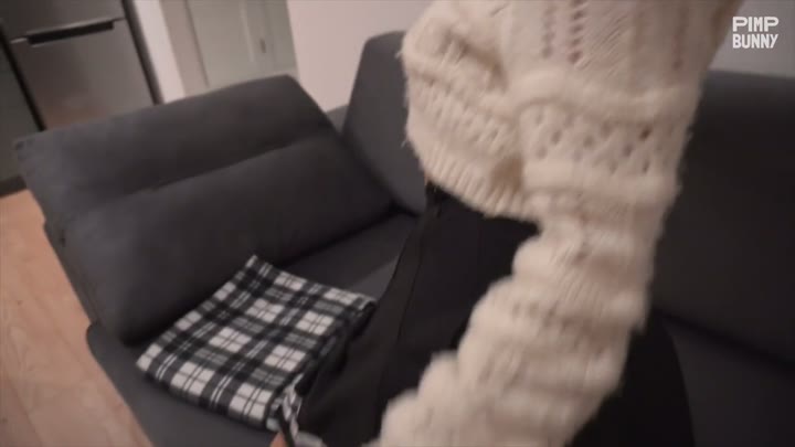 Watch Blonde Teen Tries Anal For The First Time