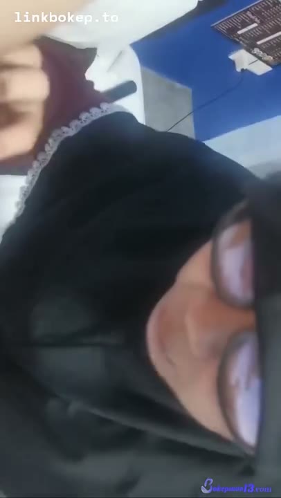 Watch Bu guru nurut aja apa mau kepsek