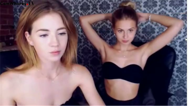 Watch Emmi rosee and Pandora kissing and titlicking