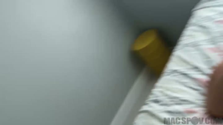 Watch JackandJill, Doyoulikefreckles, Nicole Vaunt – Ginger Gets A Creampie