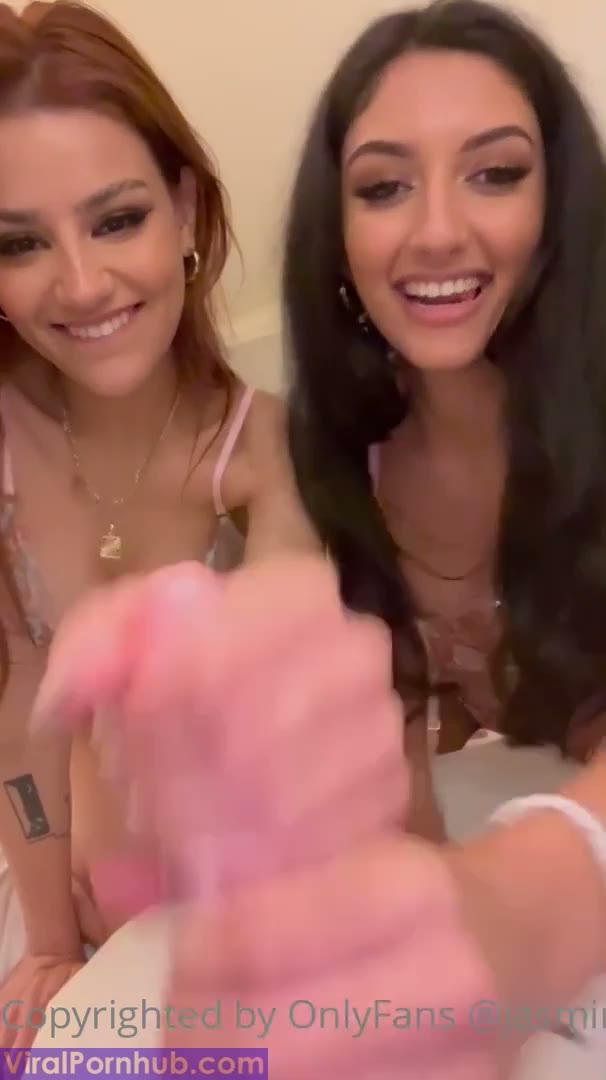 Watch Jasminx new threesome sex tape!!! Viral