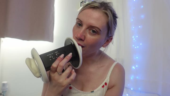 Watch Jodie Marie ASMR – ASMR – Monthly Treat Slow Noms (Patreon)