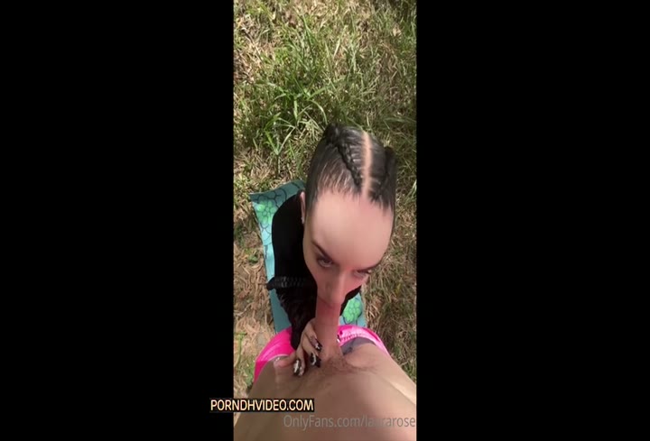 Watch Laara Rose blowjob with big cock outside!!! Hot sextape
