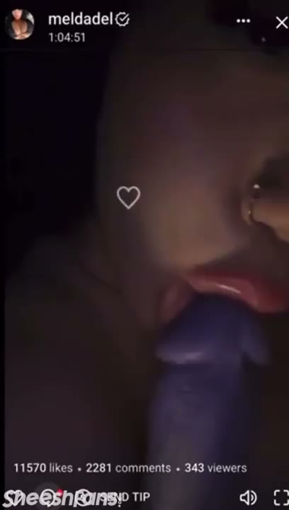 Watch Meldadel Sucking Dildo With Her Nude Boobs Out On Livestream Leaked Porn
