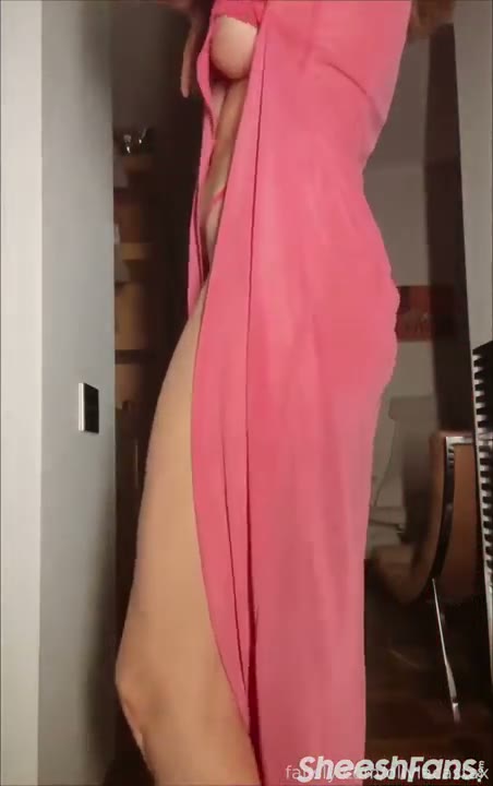 Watch Olivia Casta Stripping Off Dress And Teasing Her Nude Boobs Leaked Porn Video