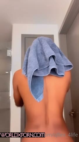Watch Qimmah Russo naked big boobs tease!!!