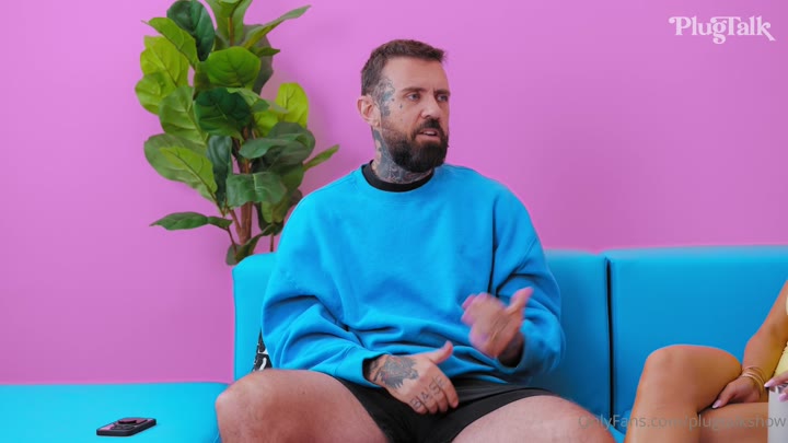 Watch Raissa Bellini’s Threesome Sex At PlugTalk 32288