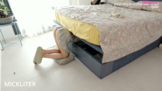 Stupid Roommate Vika Sun Got Stuck On The Couch And Gets Fucked Hard