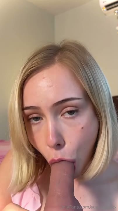 Watch Supraviexxx Sucks On Her Dildo