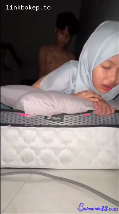 Watch Uhty kecil kliatan nahan banget