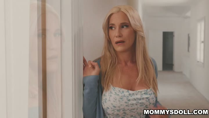 Watch Aderes Catches Alina Changing & Admits She Wants Her