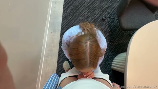 Watch Alannasworldx Have Sex With Her Boss During Her Lunch Break